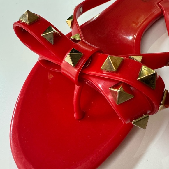 Valentino Garavani Rockstud Bow Jelly Sandals - Picture 3 of 5